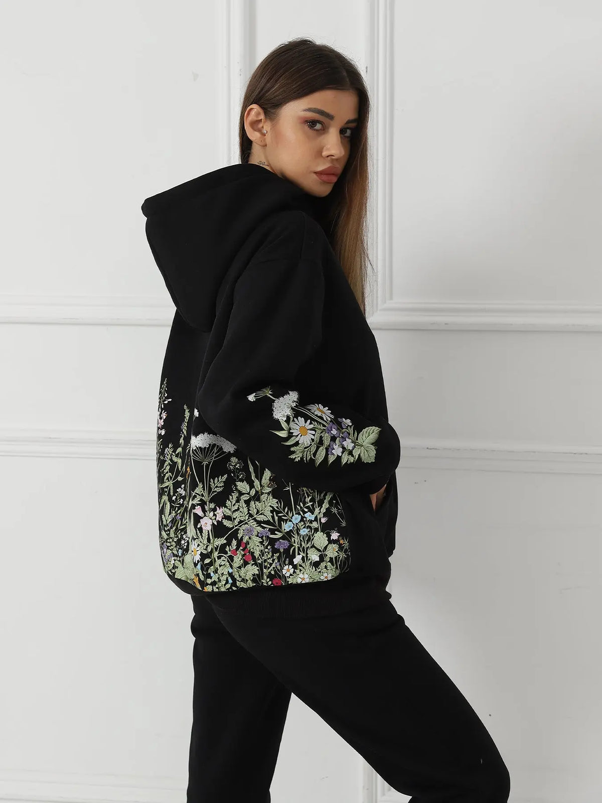 Women's Solid Color Floral Long Sleeved Sweatshirt hercurva