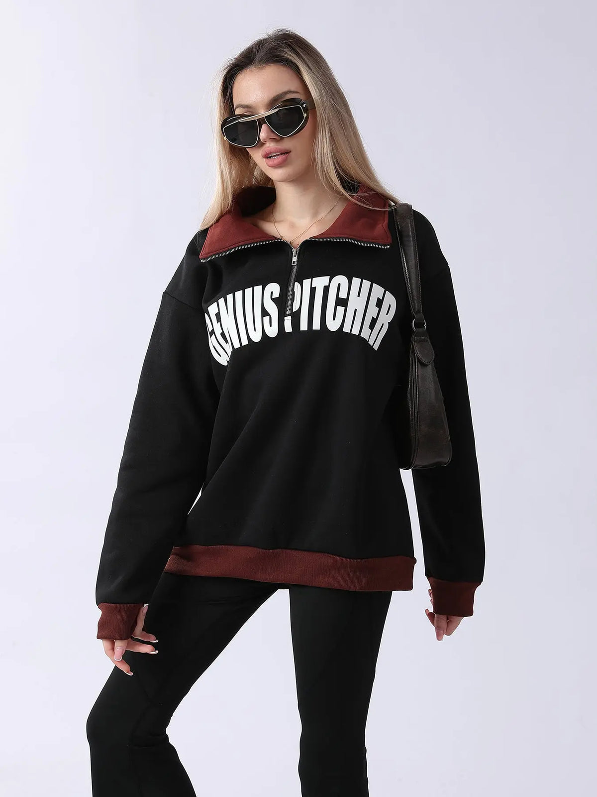 Women's Long Sleeved Sweatshirt hercurva