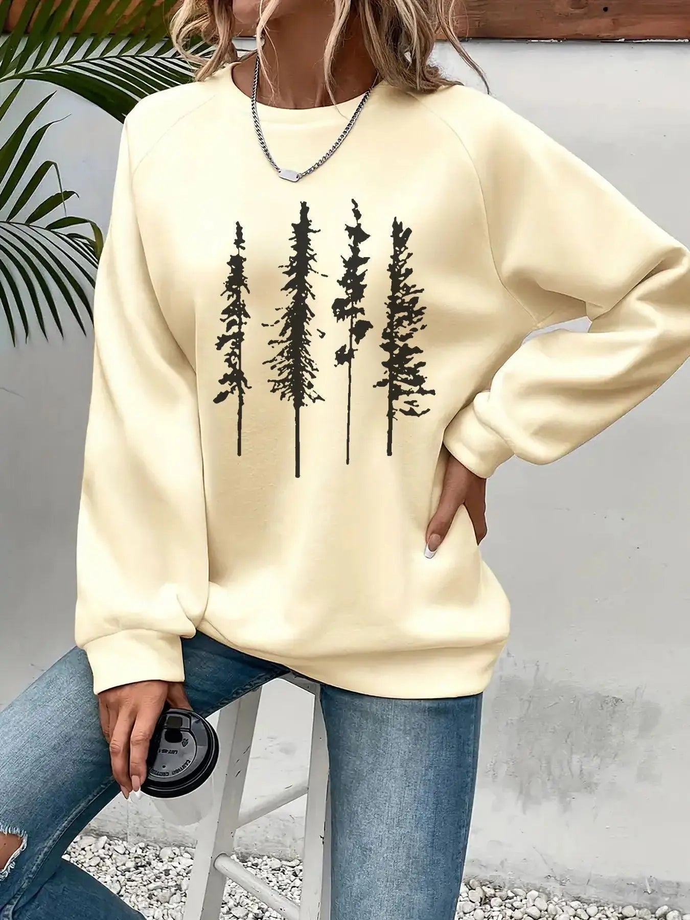Casual Heart Print Crew Neck Pullover Sweatshirt - Soft Slightly Stretch Polyester Fabric, Machine Washable, Perfect For Spring And Fall - Women's Long Sleeve Casual Wear hercurva