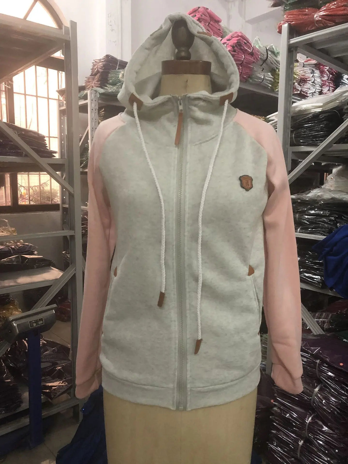 Contrast Hooded Sweatshirt hercurva