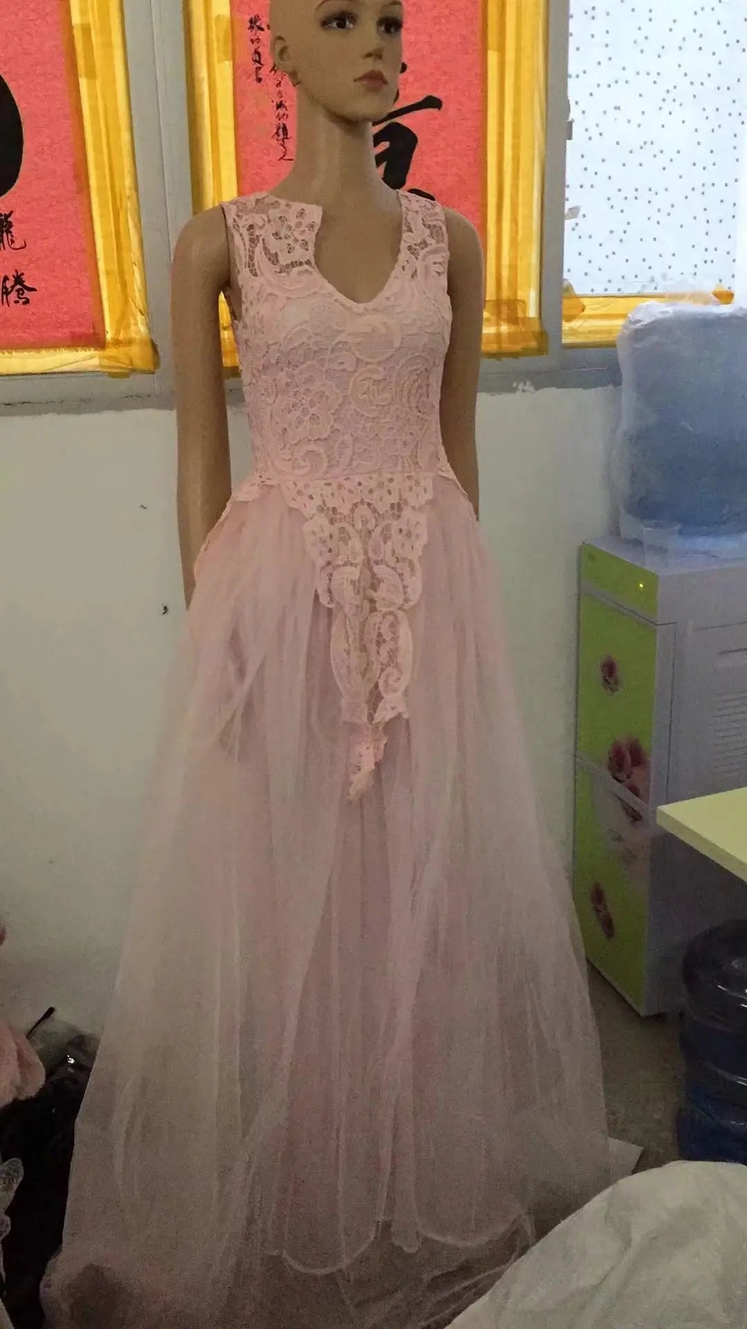 Women Wedding Dress Sleevless Flowers Lace Dress hercurva