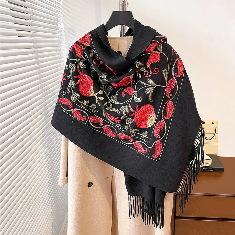 Contrast Color Pomegranate Leaf Embroidered Double-sided Shawl hercurva