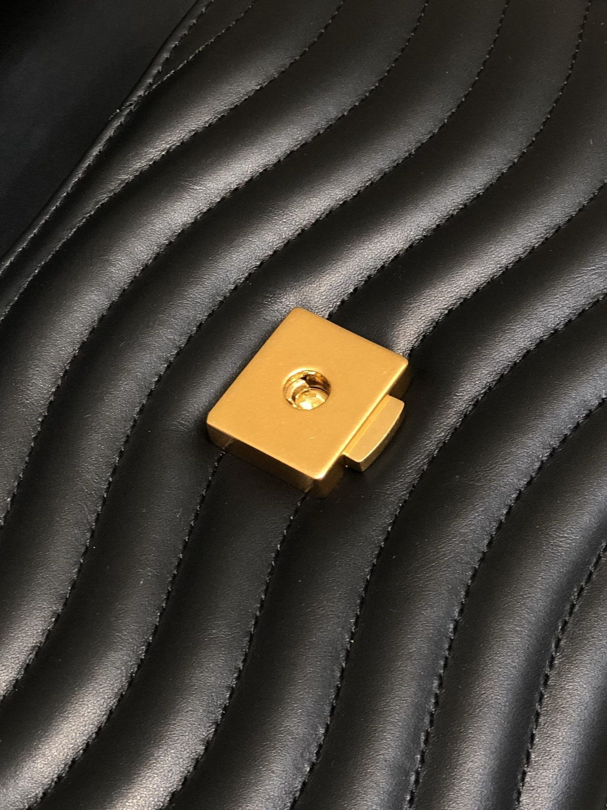 LV TOP HANDLE 26CM BLACK CALFSKIN