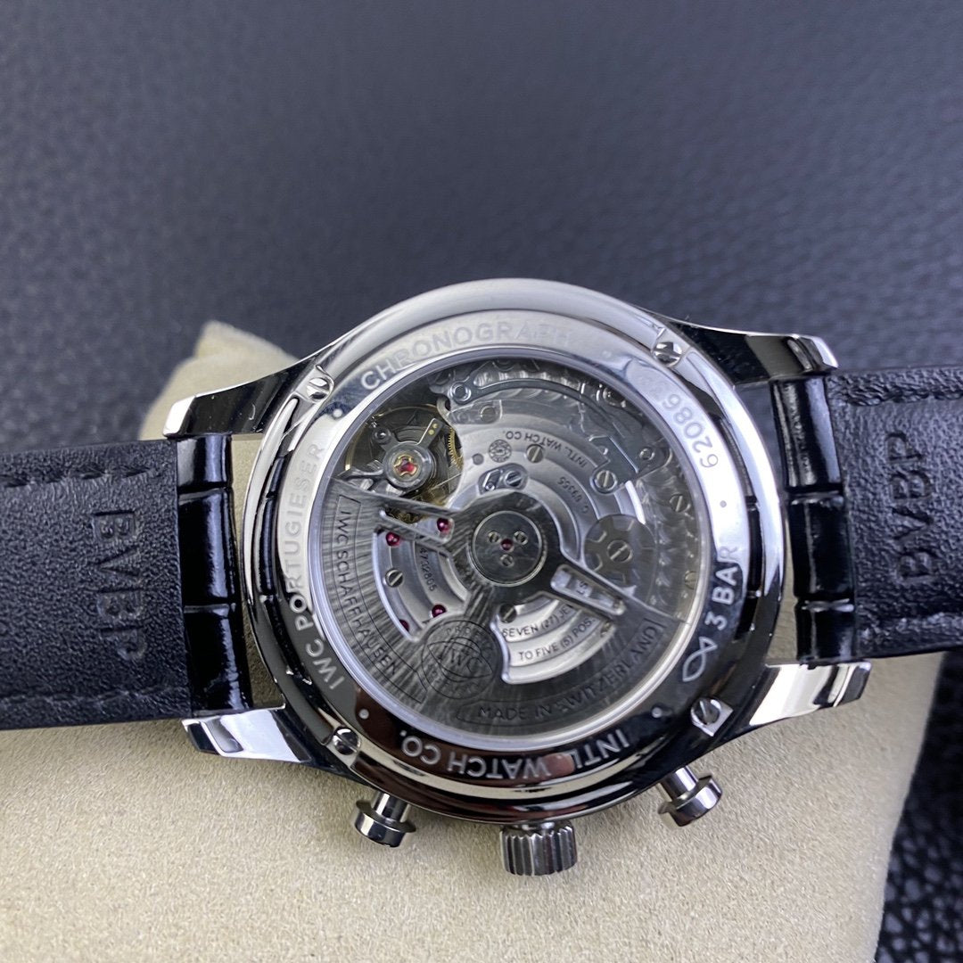 PORTUGIESER CHRONOGRAPH STEEL CASE BURGUNDY DIAL