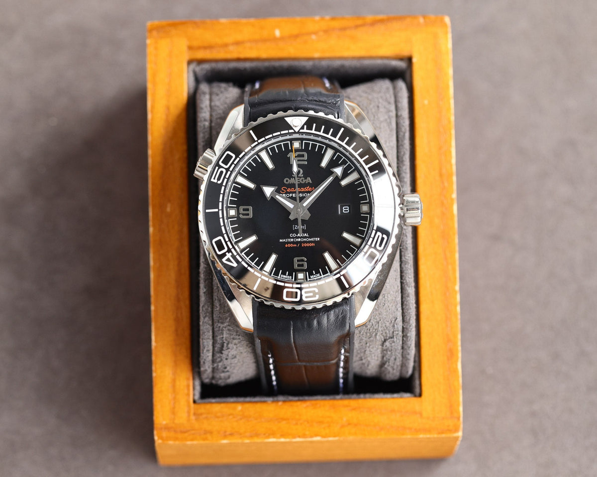 SEAMASTER PROFESSIONAL PLANET OCEAN 600M BLACK CERAMIC LEATHER