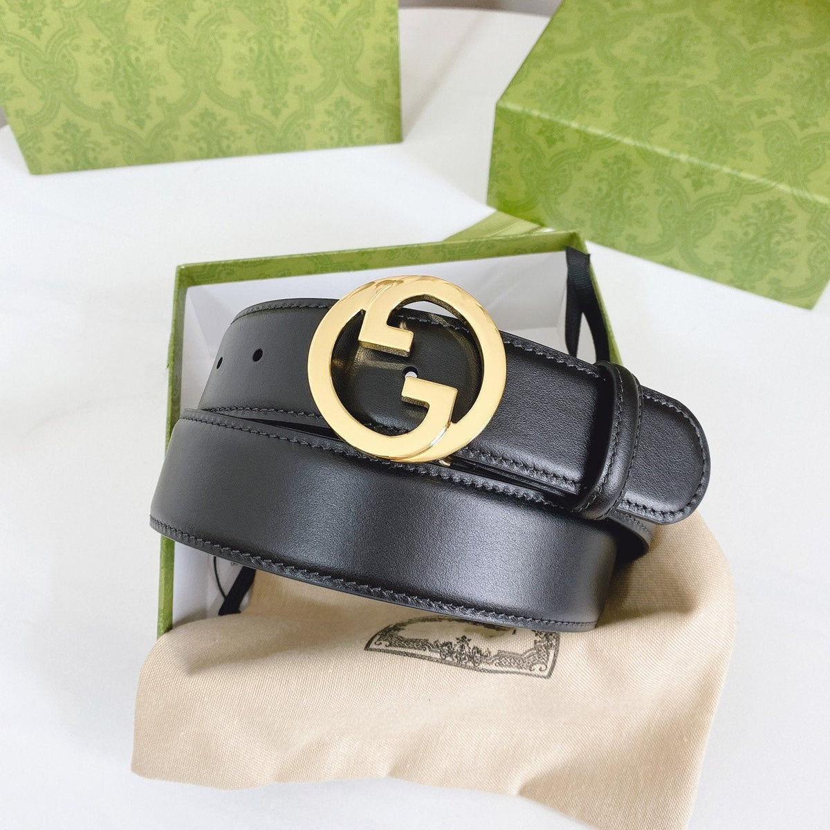 INTERLOCKING G GOLD BUCKLE 40MM BLACK LEAHTER