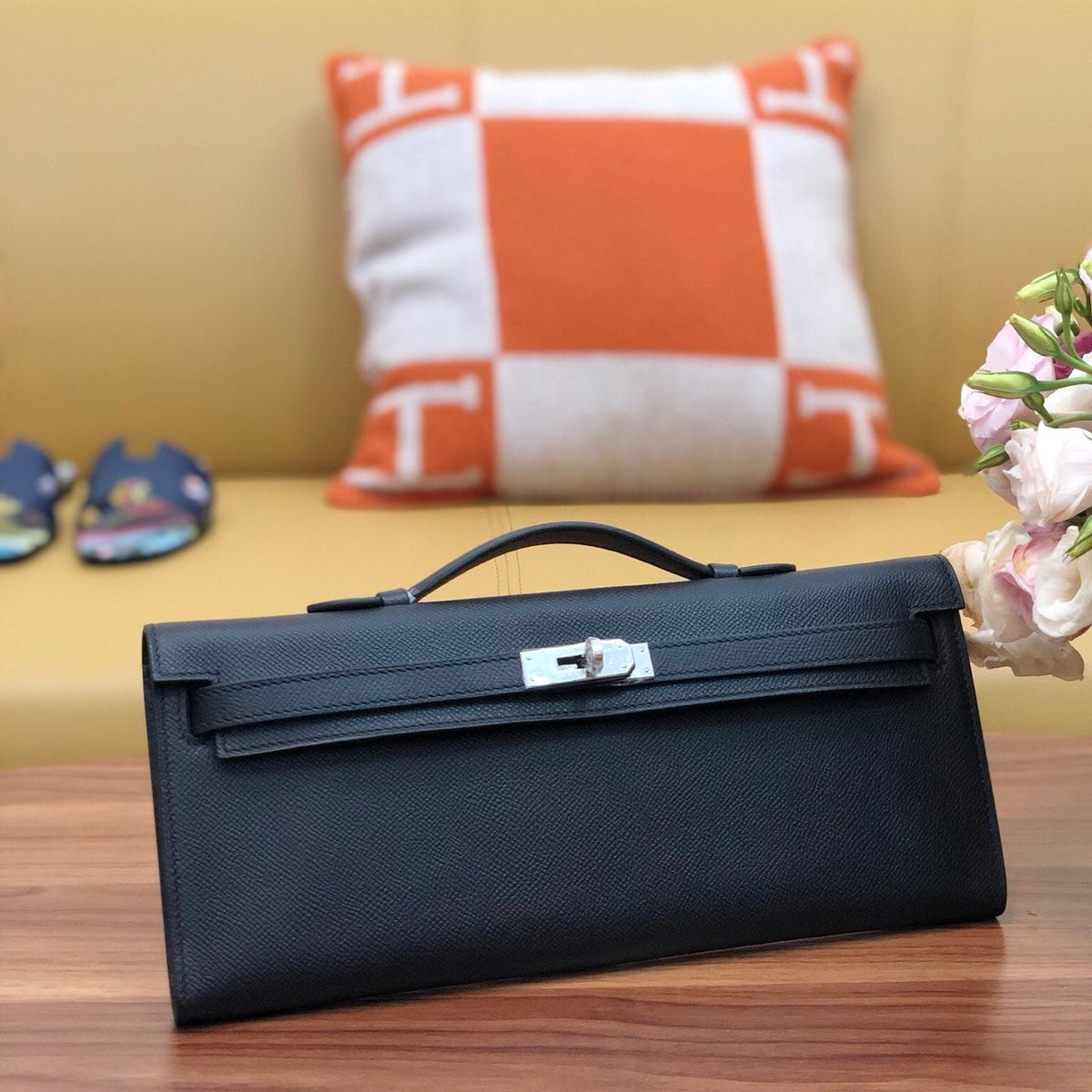 HM Kelly Cut 31cm Black Swift Leather Shw Silver Hardware