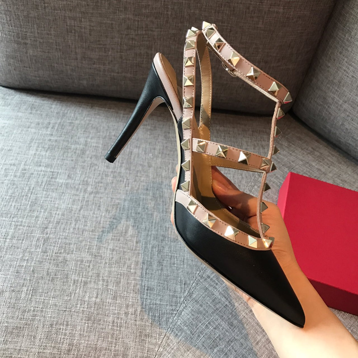 Rockstud Slingback 100 Black Beige Calfskin