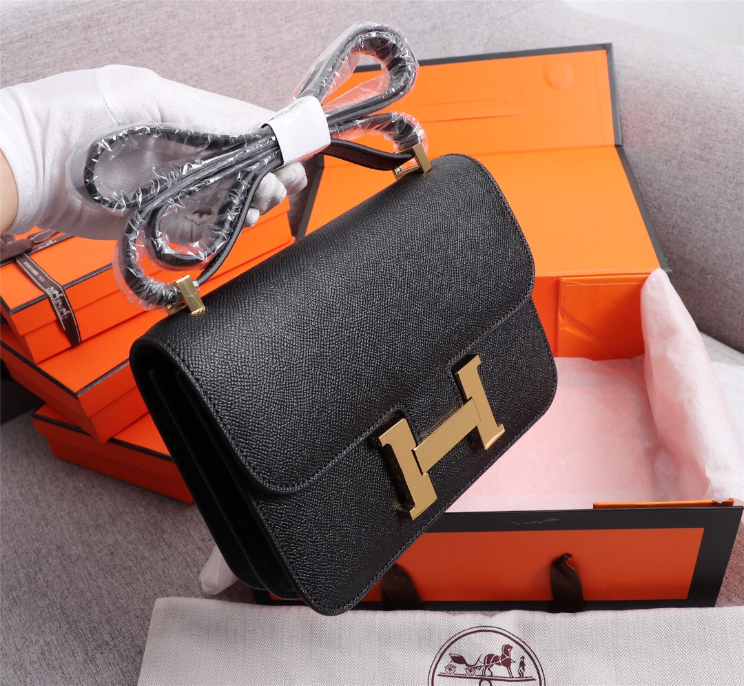 HM CONSTANCE BAGS 18 BLACK EPSOM GOLD HARDWARE