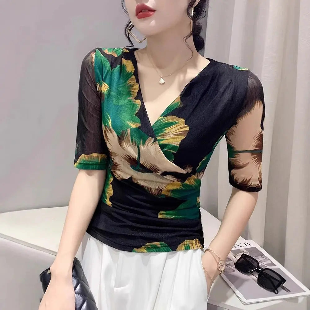 Fashion Printed V-neck T-shirt Women's Half Sleeve hercurva
