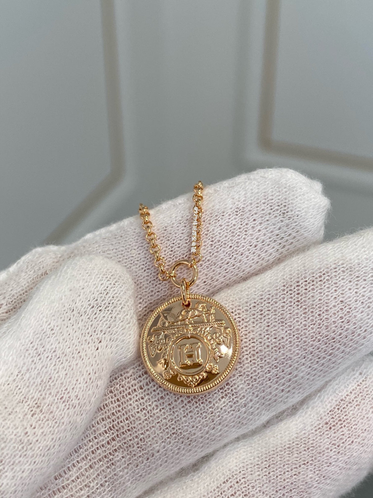 H Classic Gold Coin Bracelet