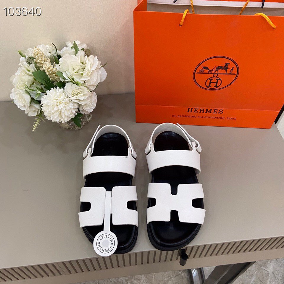 HM GENIUS SANDAL BLACK AND WHITE CALFSKIN