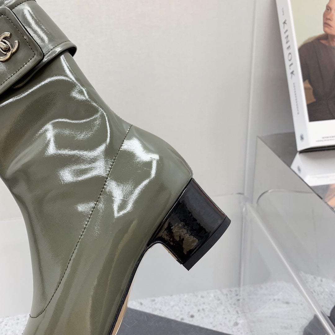 Chanel 2026 Cap Toe Ankle Boots Patent Leather 162178