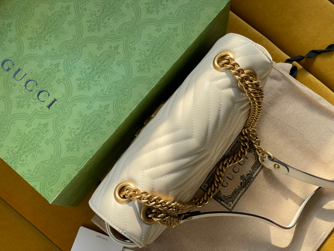 GG MARMONT MATELASSÉ LARGE 26 BAG WHITE CALFSKIN