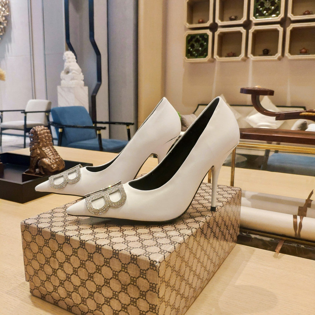 Balenciaga 26s High Heel Pump 105 White Cowhide 681173