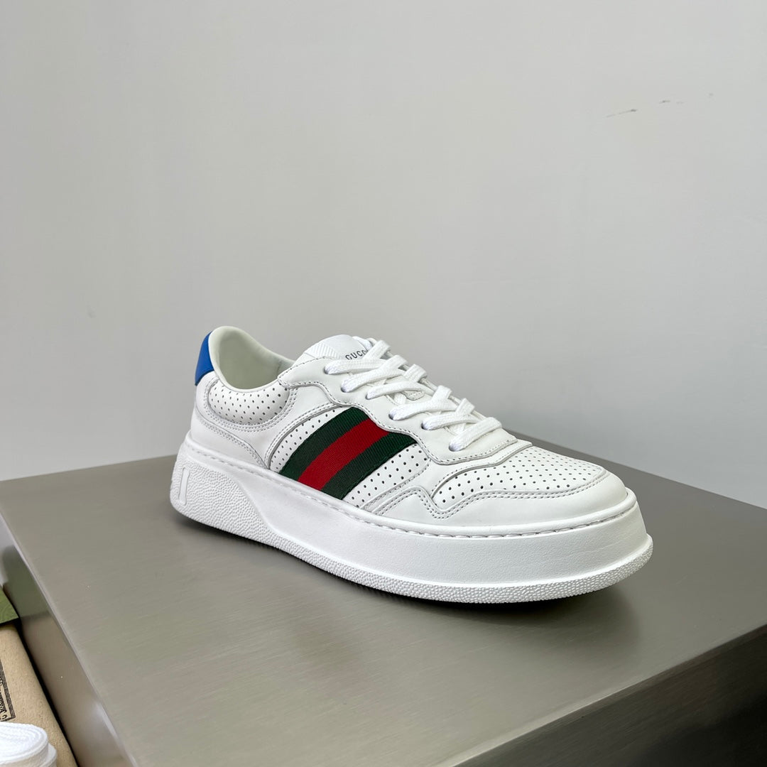 GG Men's ACE Sneaker White Calfskin 536967