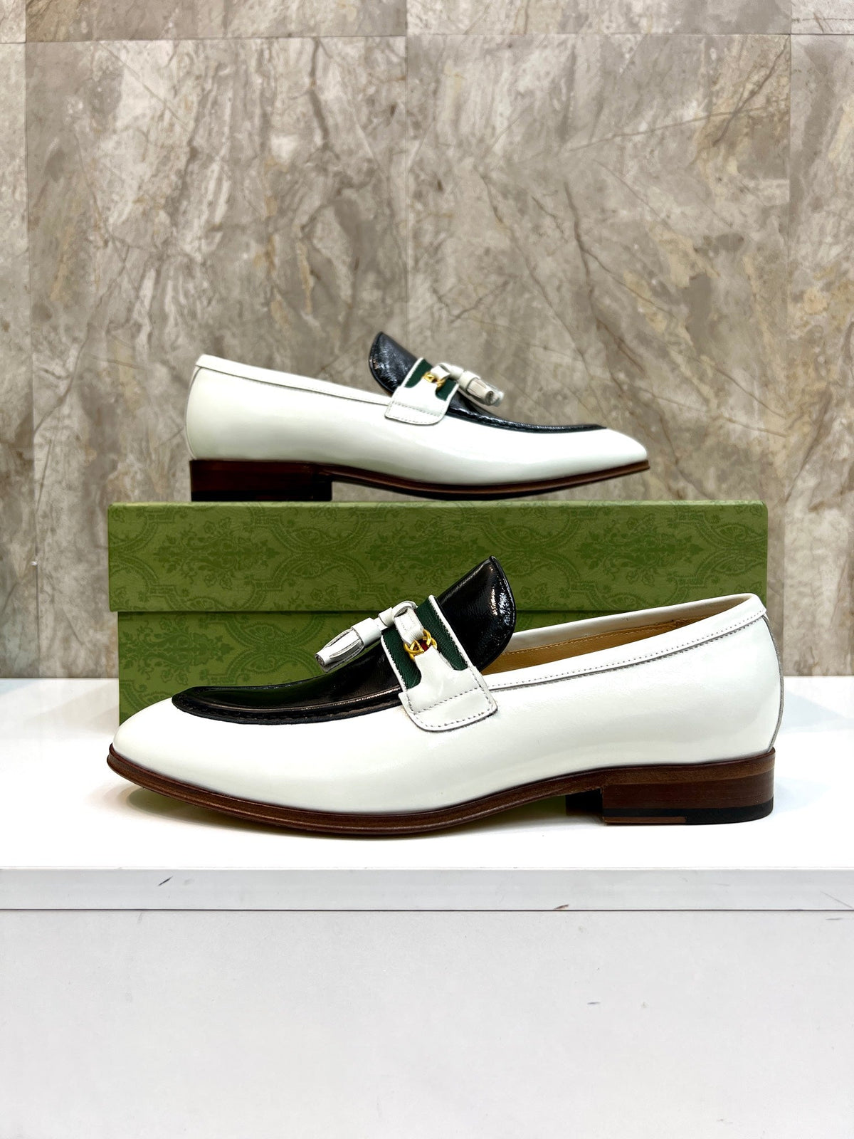 GG Men's Tassel Loafer White Black Patent Leather 548747
