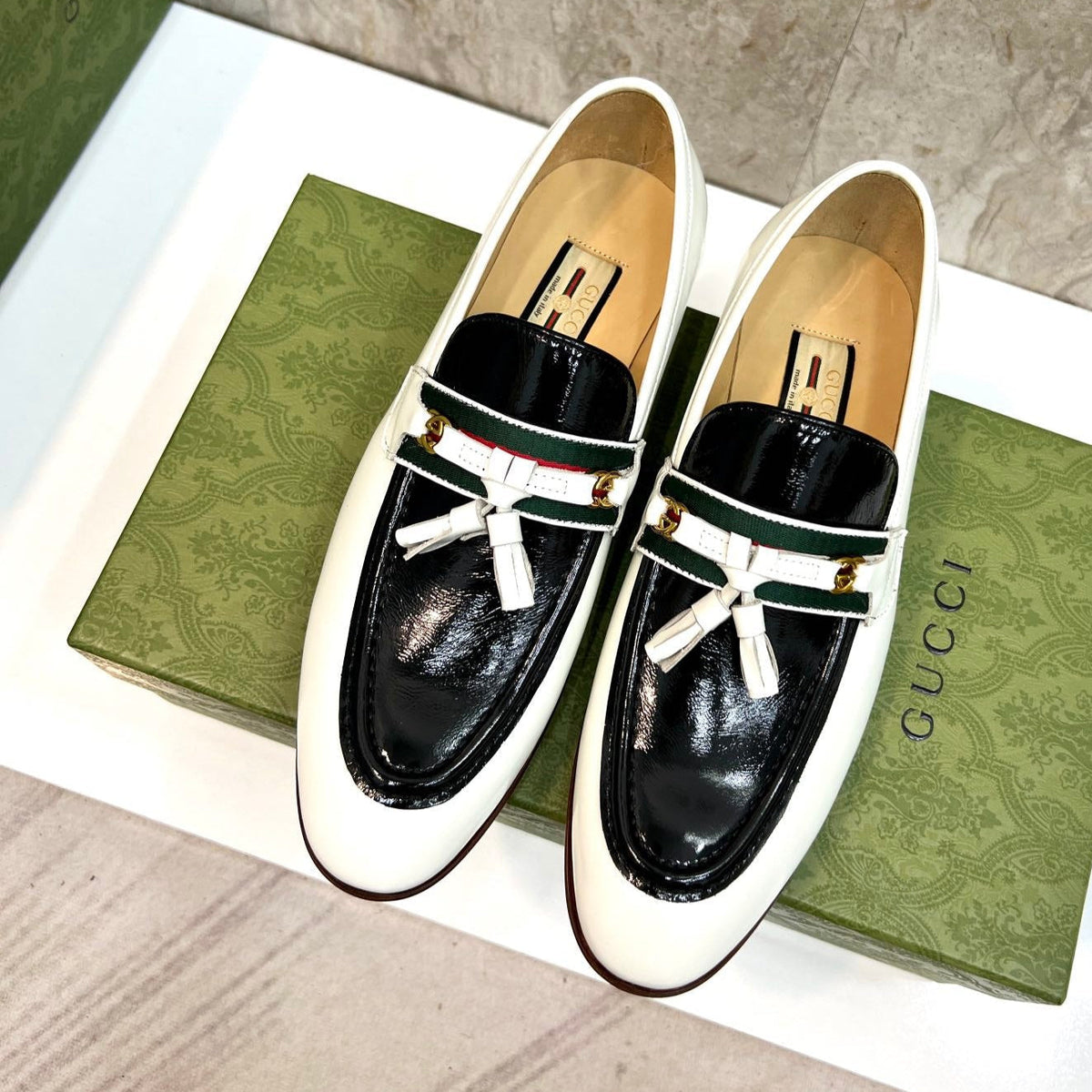 GG Men's Tassel Loafer White Black Patent Leather 548747