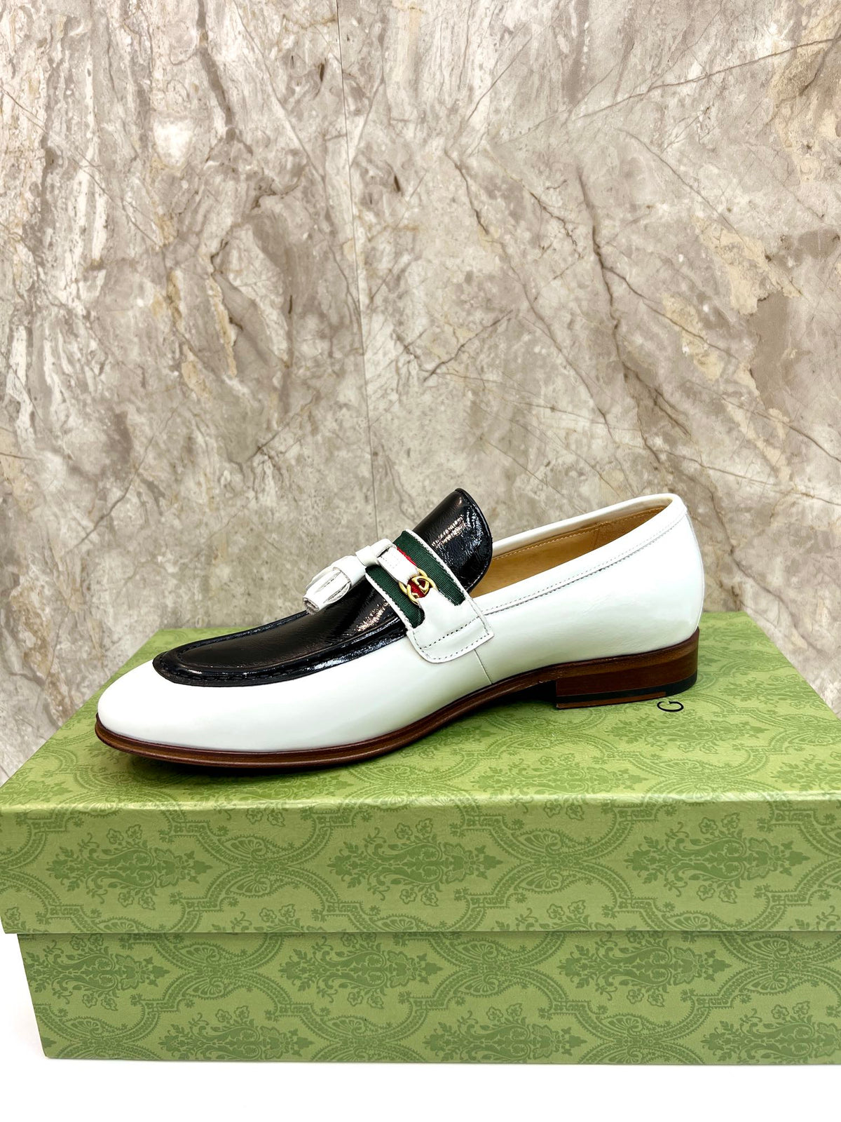 GG Men's Tassel Loafer White Black Patent Leather 548747