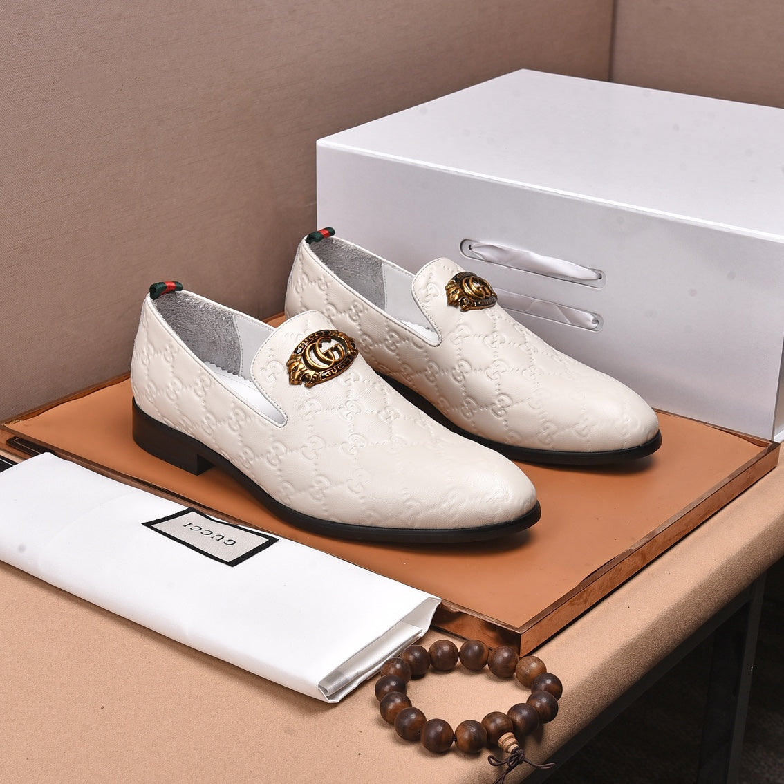 GG Men's Interlocking GG Loafer White Embossed Cowhide 480401