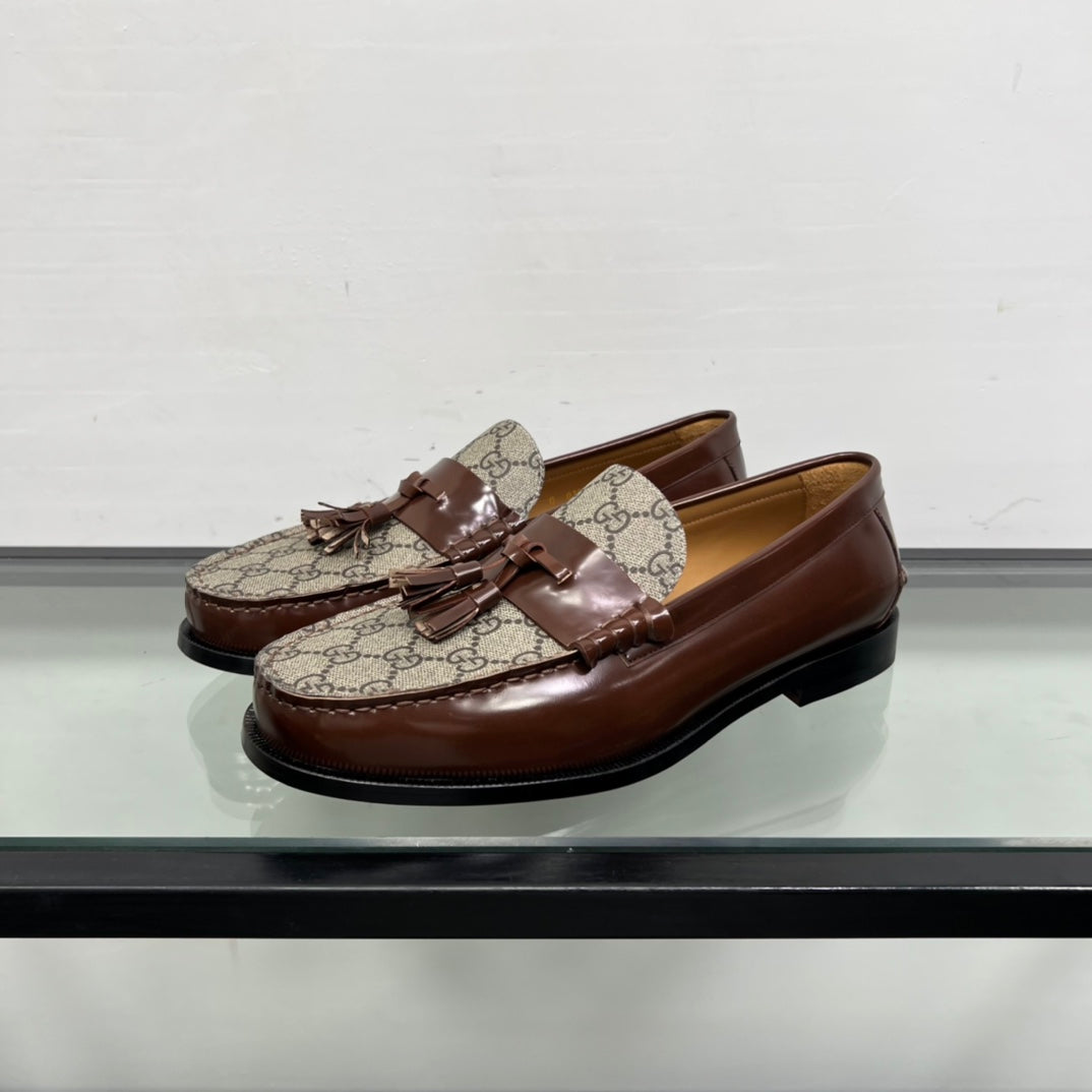 GG Men's Tassel Loafer Brown Patent Leather 559053
