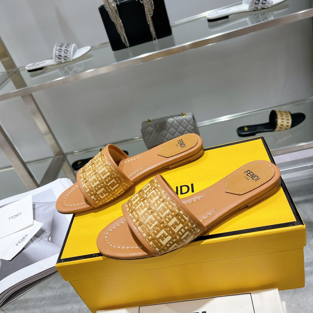 FF Women Raffia Sandal Tan