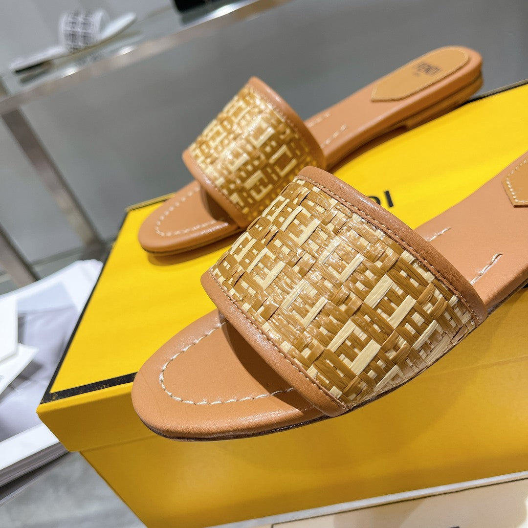 FF Women Raffia Sandal Tan