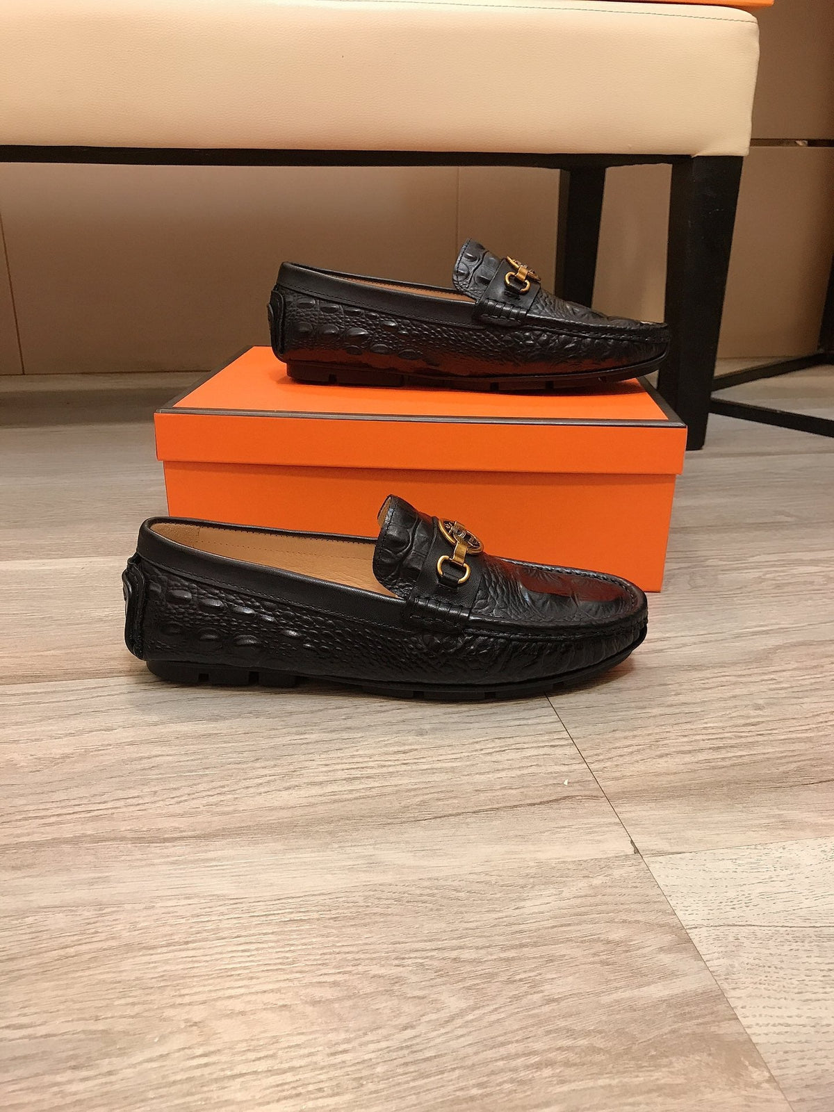 GG Men's Loafer Black Cowhide 530343
