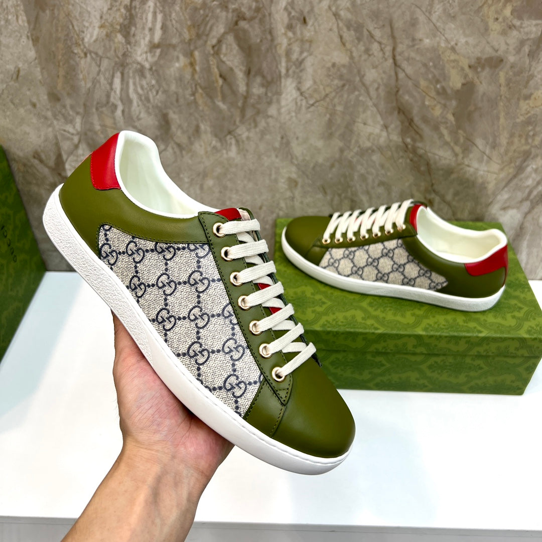 GG Men's Supreme Sneaker Green Canvas Cowhide 525928