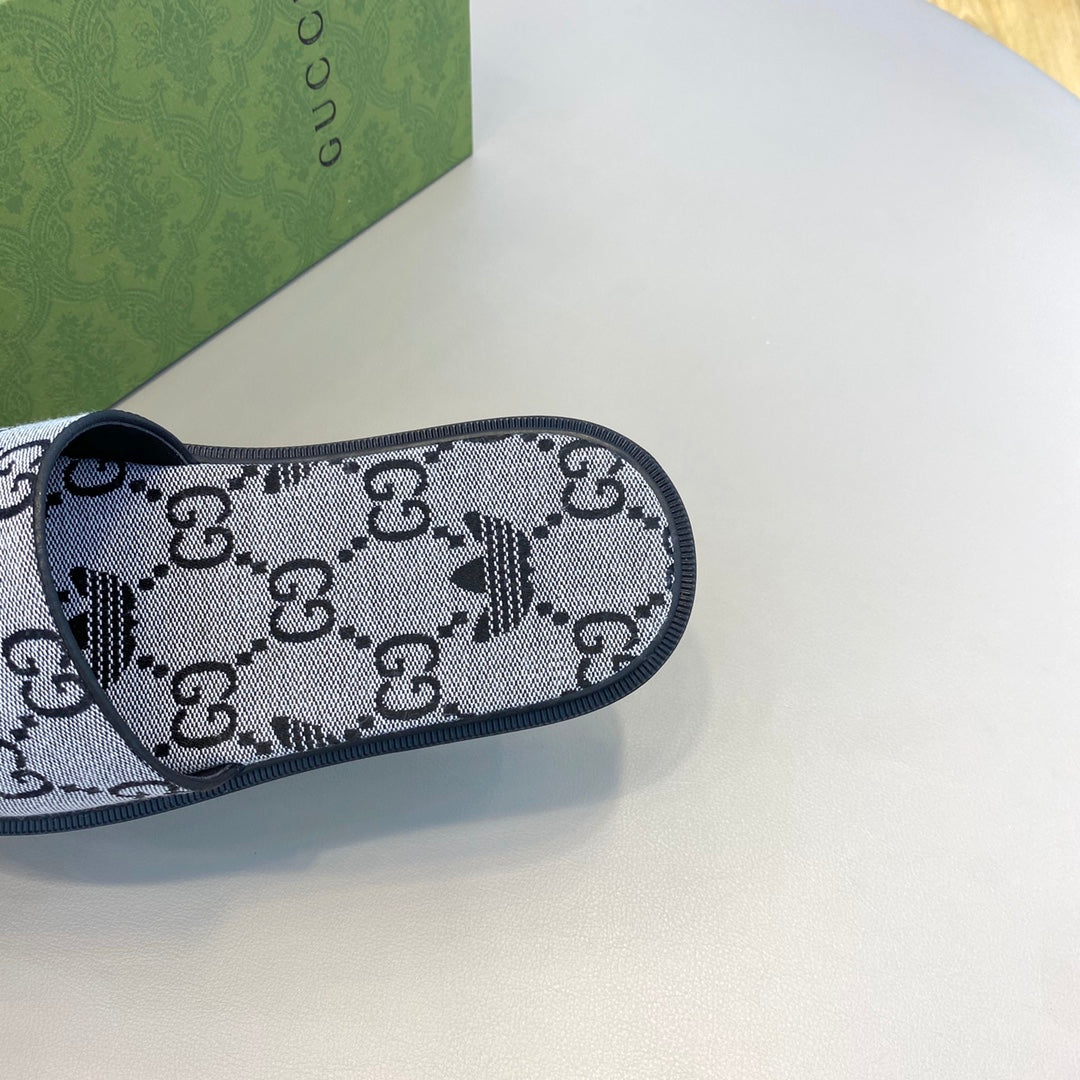 GG x Adidas Men's Slide Grey Canvas 558902