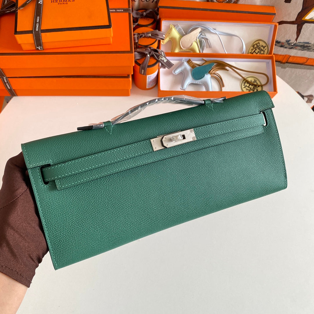 HM Kelly Cut 31 Kaitoke Green Epsom Leather Silver Hardware 229041
