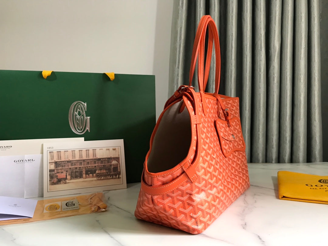 CHIEN GRIS BAG 33 IN ORANGE GOYARDINE CANVAS AND CALFSKIN TRIM