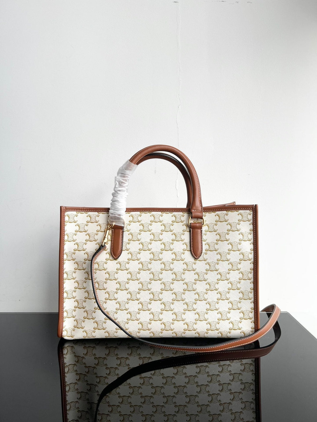 TRIPHOME CABAS 35 WHITE CREAM CALFSKIN TOTE