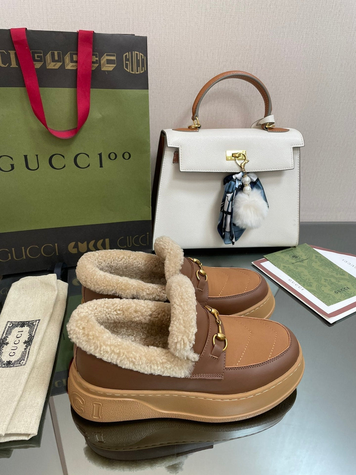 GG LOAFER IN PEANUT BROWN AND CHOCOLATE BROWN CALFSKIN WITH BEIGE WOOL LINING