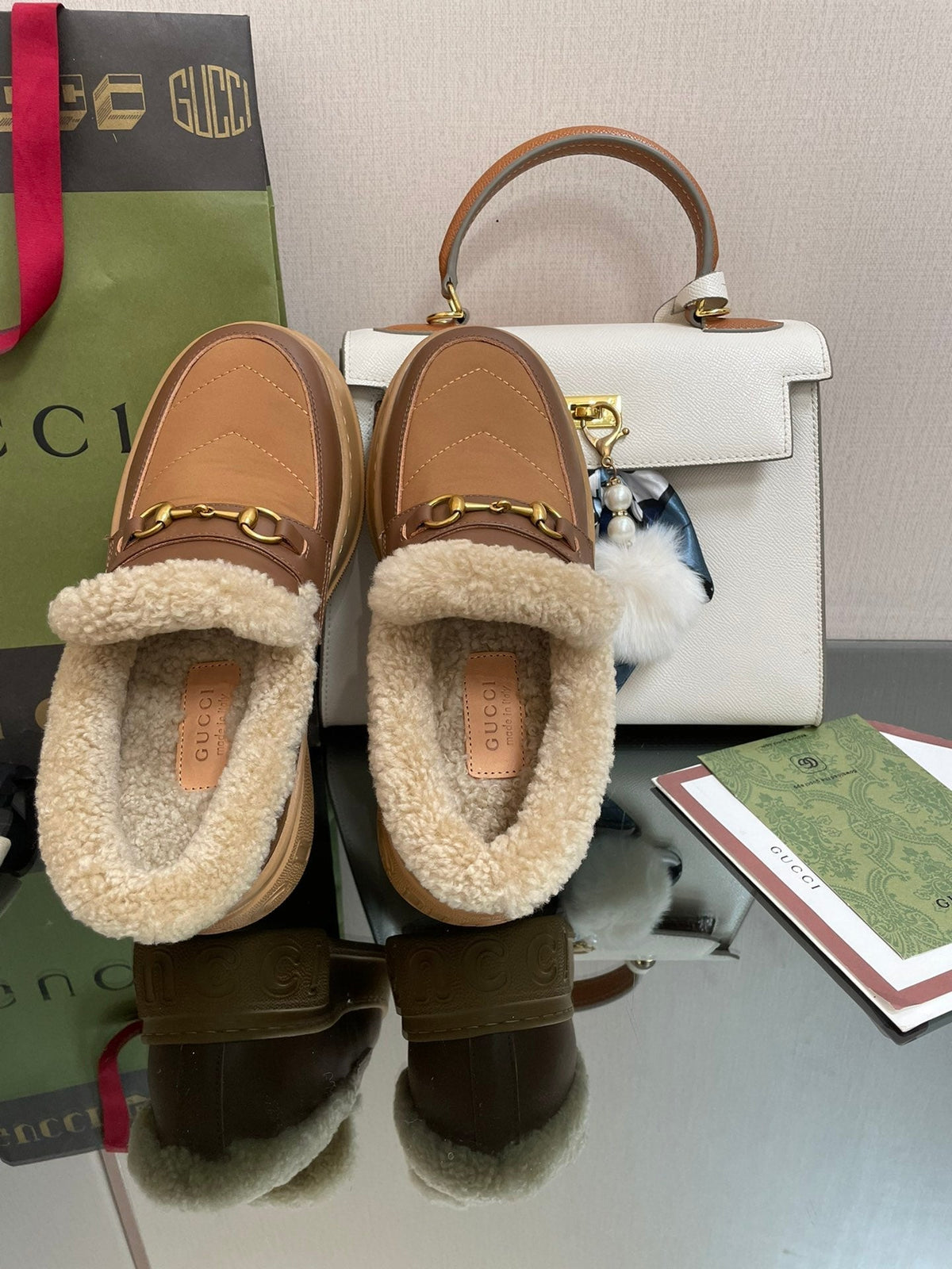 GG LOAFER IN PEANUT BROWN AND CHOCOLATE BROWN CALFSKIN WITH BEIGE WOOL LINING