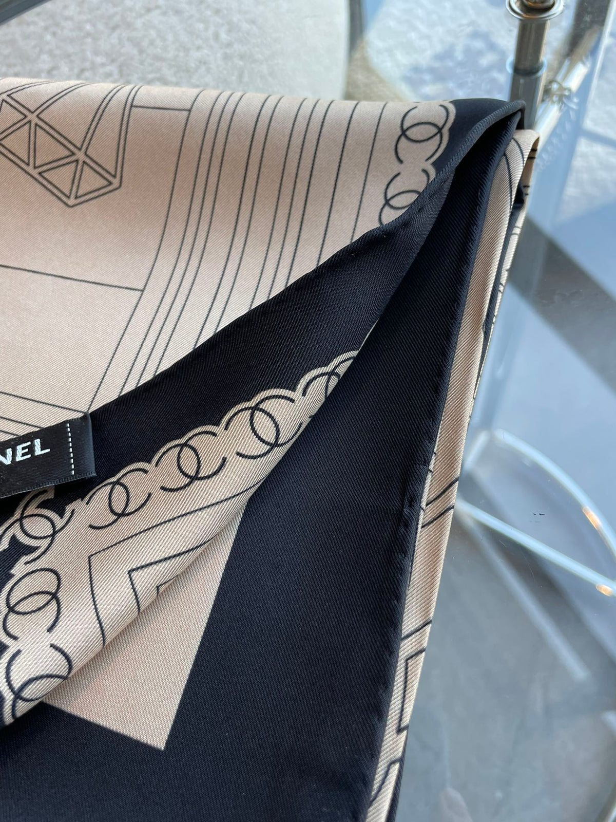 CC Square Scarf 90 CM In Beige Mix Black Cashmere Silk 288708