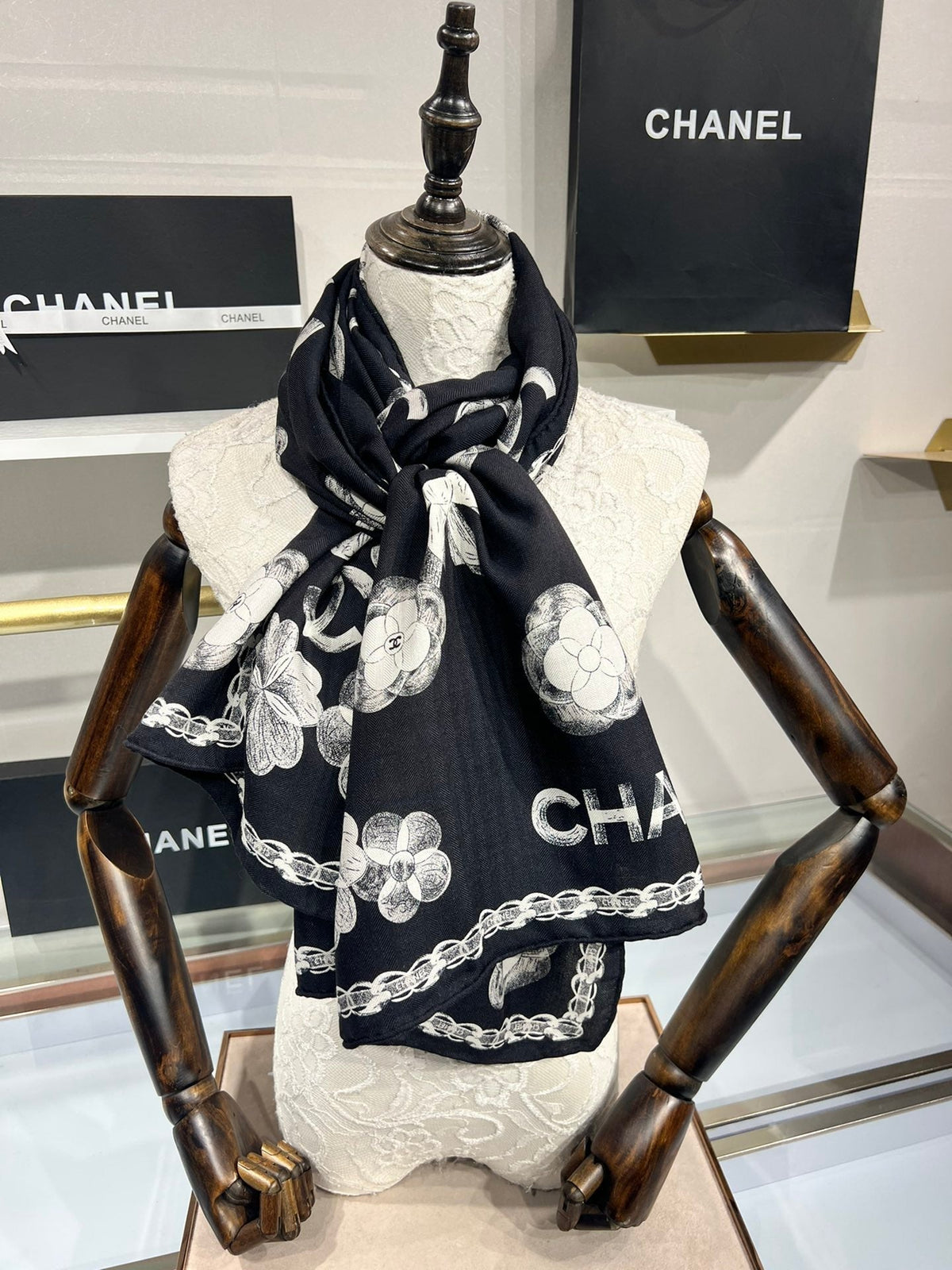 CC Scarf 185 CM In Black White Cashmere Silk  413590