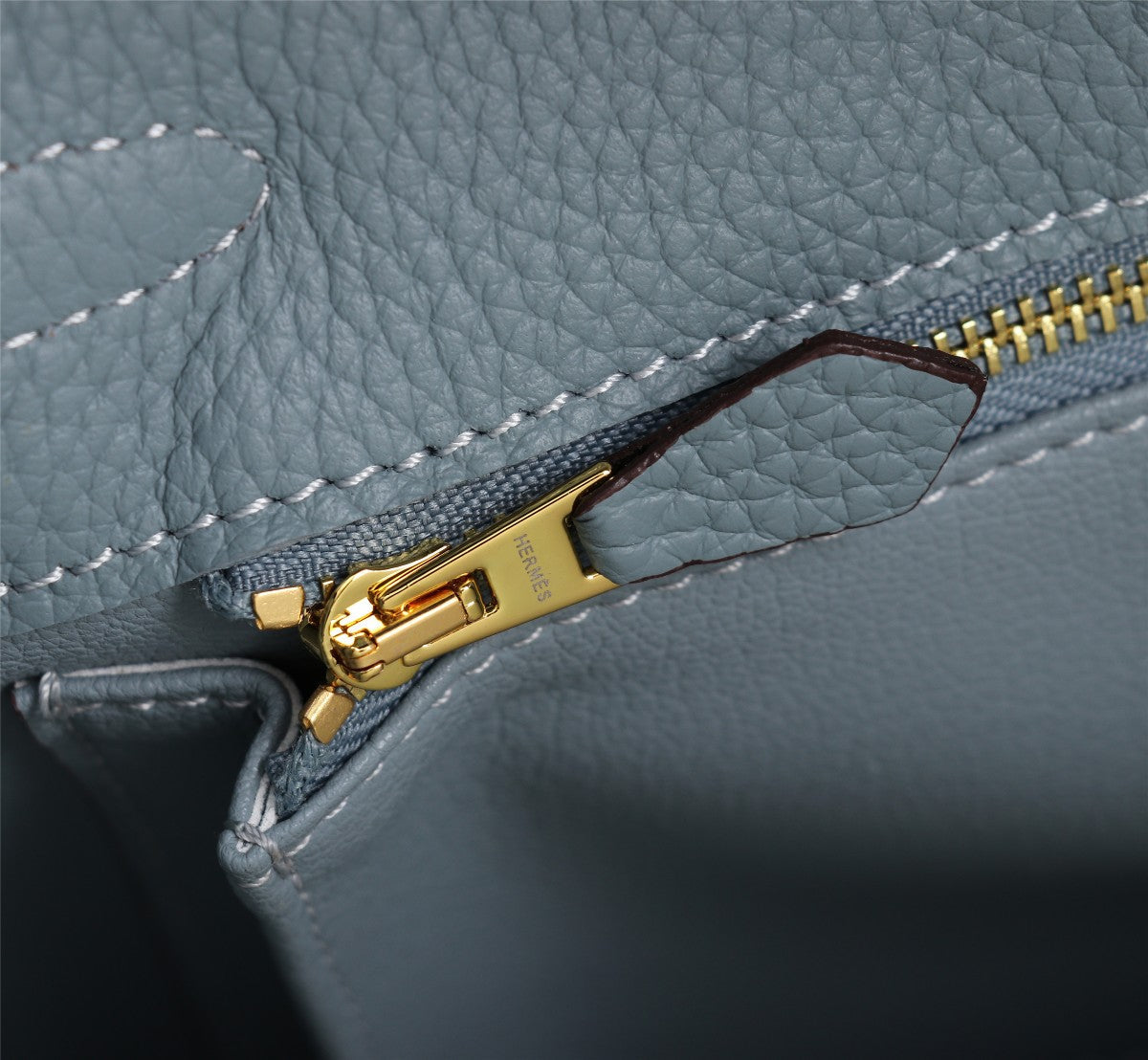 HM KELLY BAG 28 TEMPERED GRAY TOGO GOLD HARDWARE
