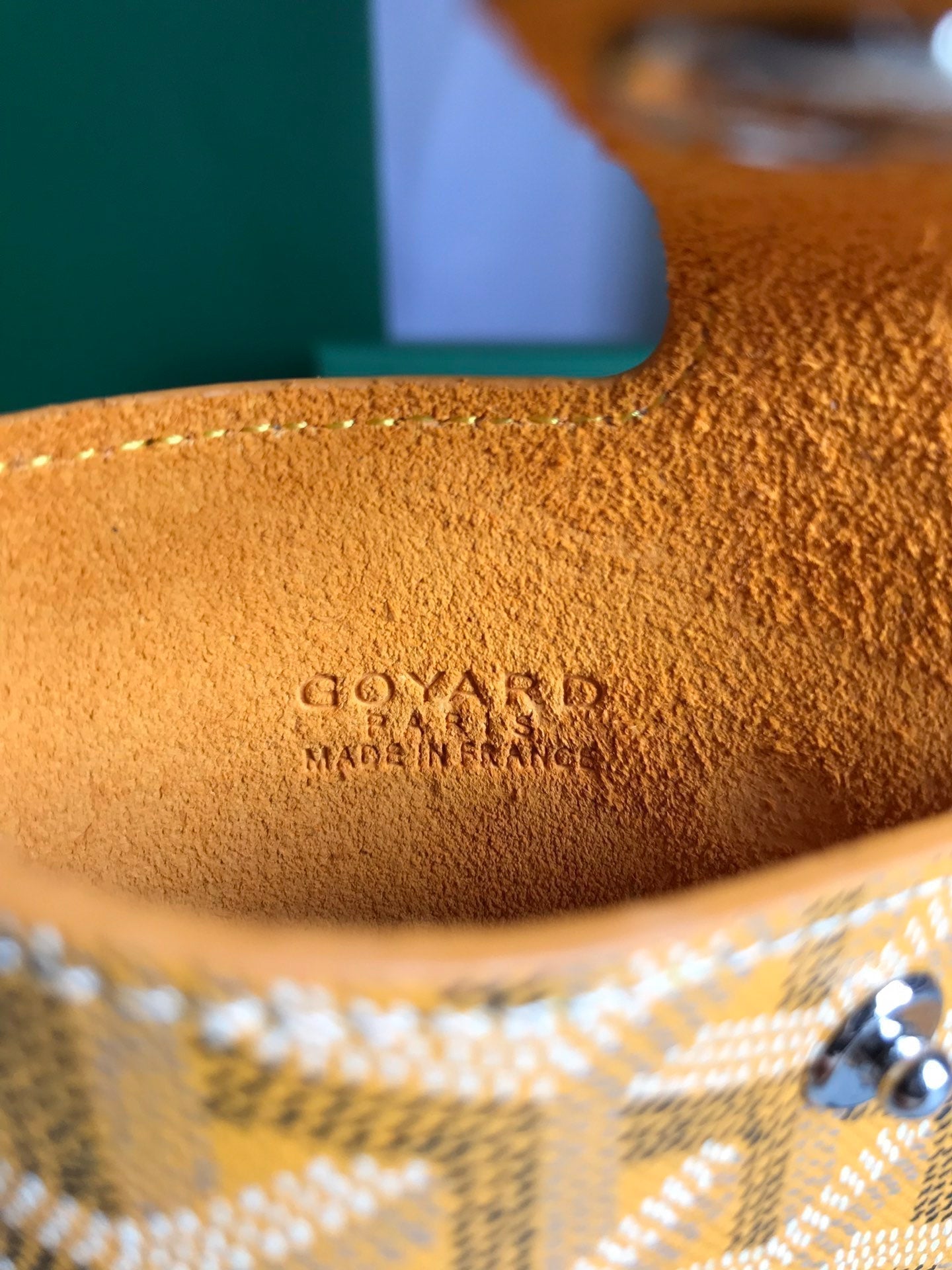 MONTMARTRE GM CASE 18 IN YELLOW GOYARDINE CANVAS