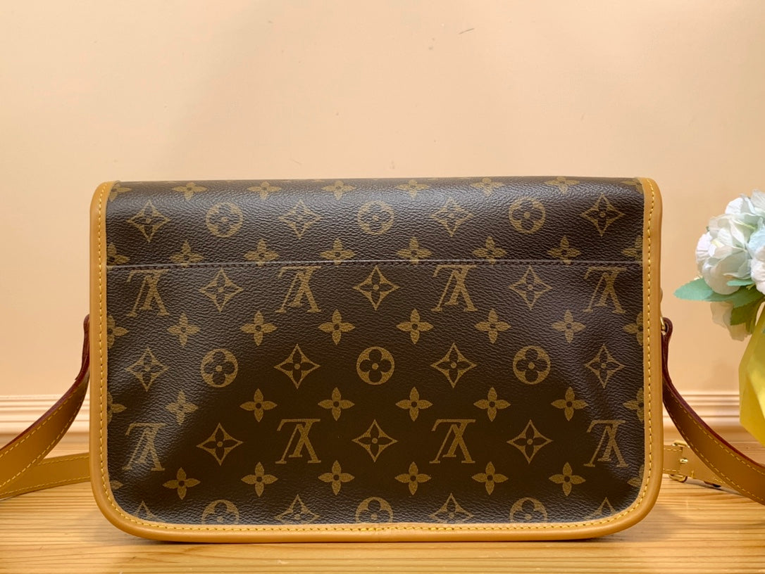 LV Gibeciere 28cm Brown Monogram Canvas 205872