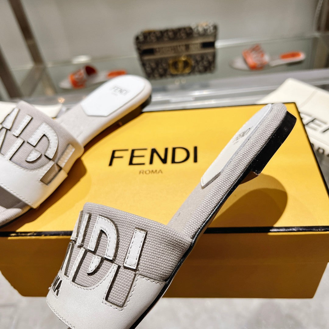 FF Women Roma Signature White Grey Canvas Leather Slide
