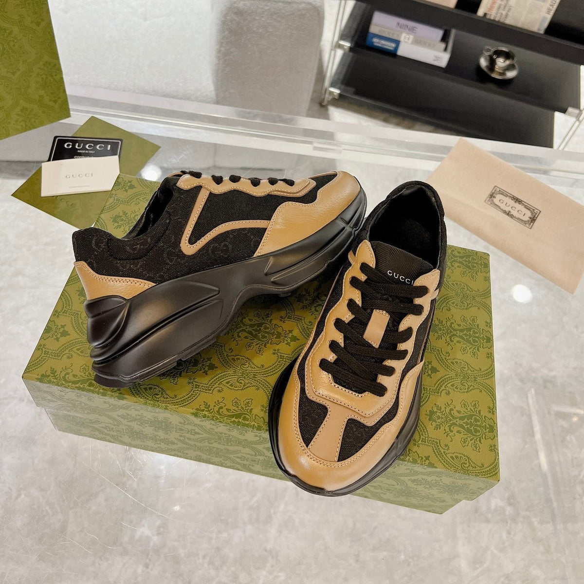 GG 100 RHYTON SNEAKER Black Caramel Brown