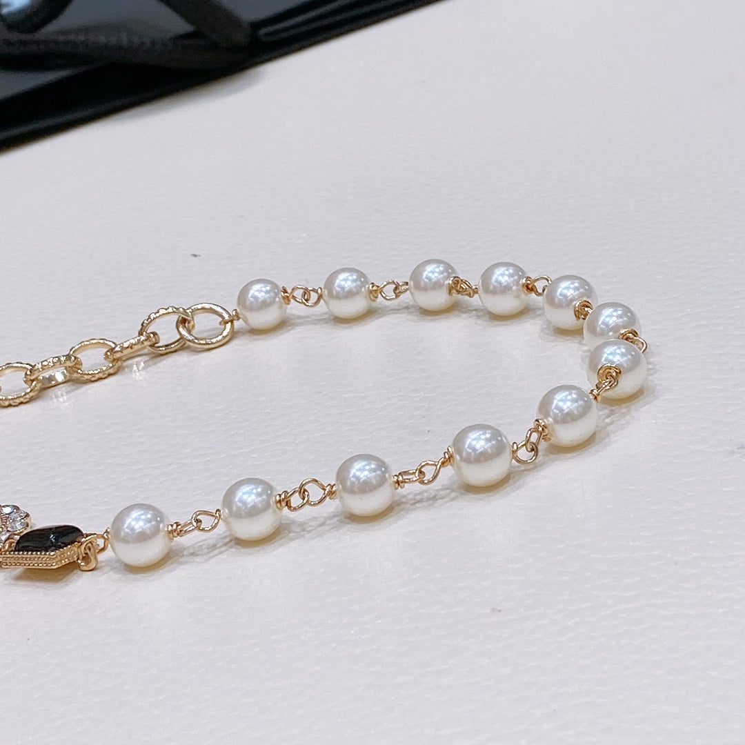 Chanel 2026 Pearls Crystals Chain Belt 206280