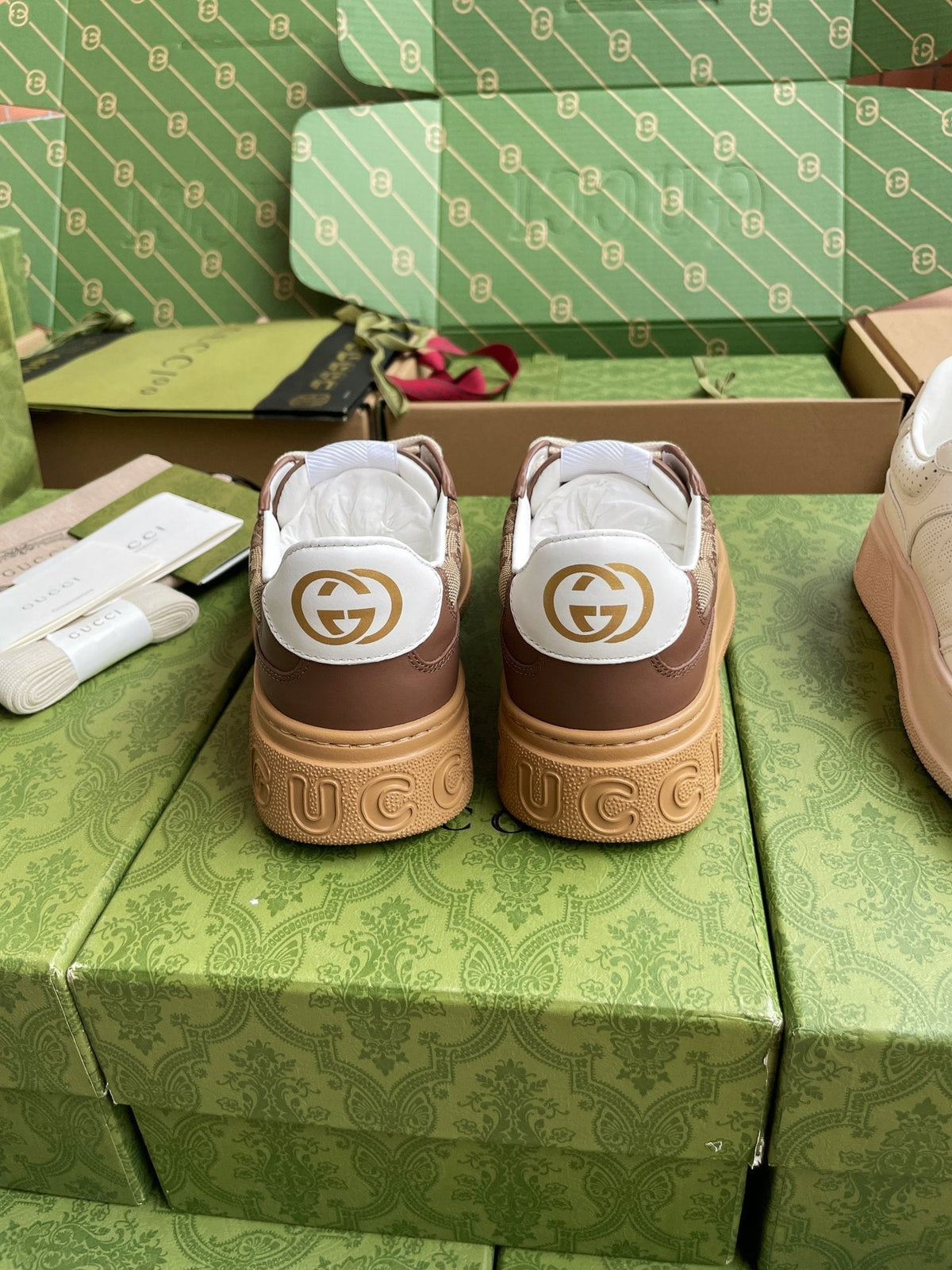 GG 26 Sneaker Beige Brown Canvas Calfskin 632893
