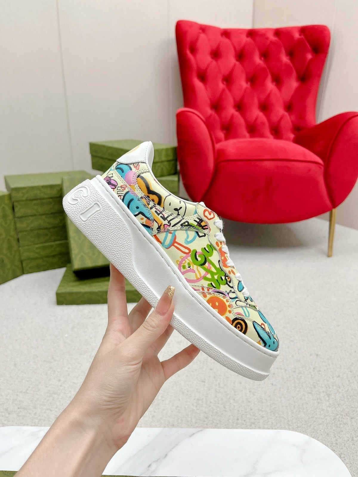 GG TRAINER SAGE CALFSKIN WITH RABBIT PATTERN