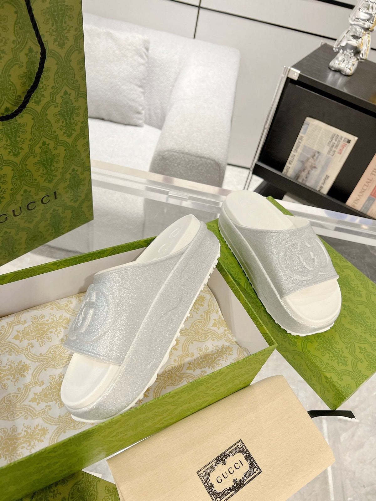 GC 25 Interlocking G 50mm Slide Sandal Gray White Cowhide 292387