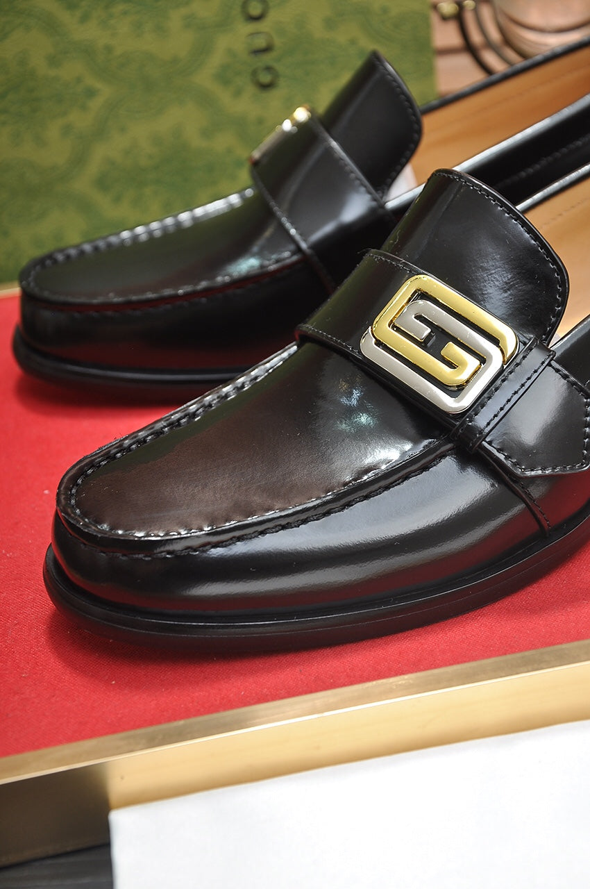 GG Men's Loafer Black Cowhide 560953
