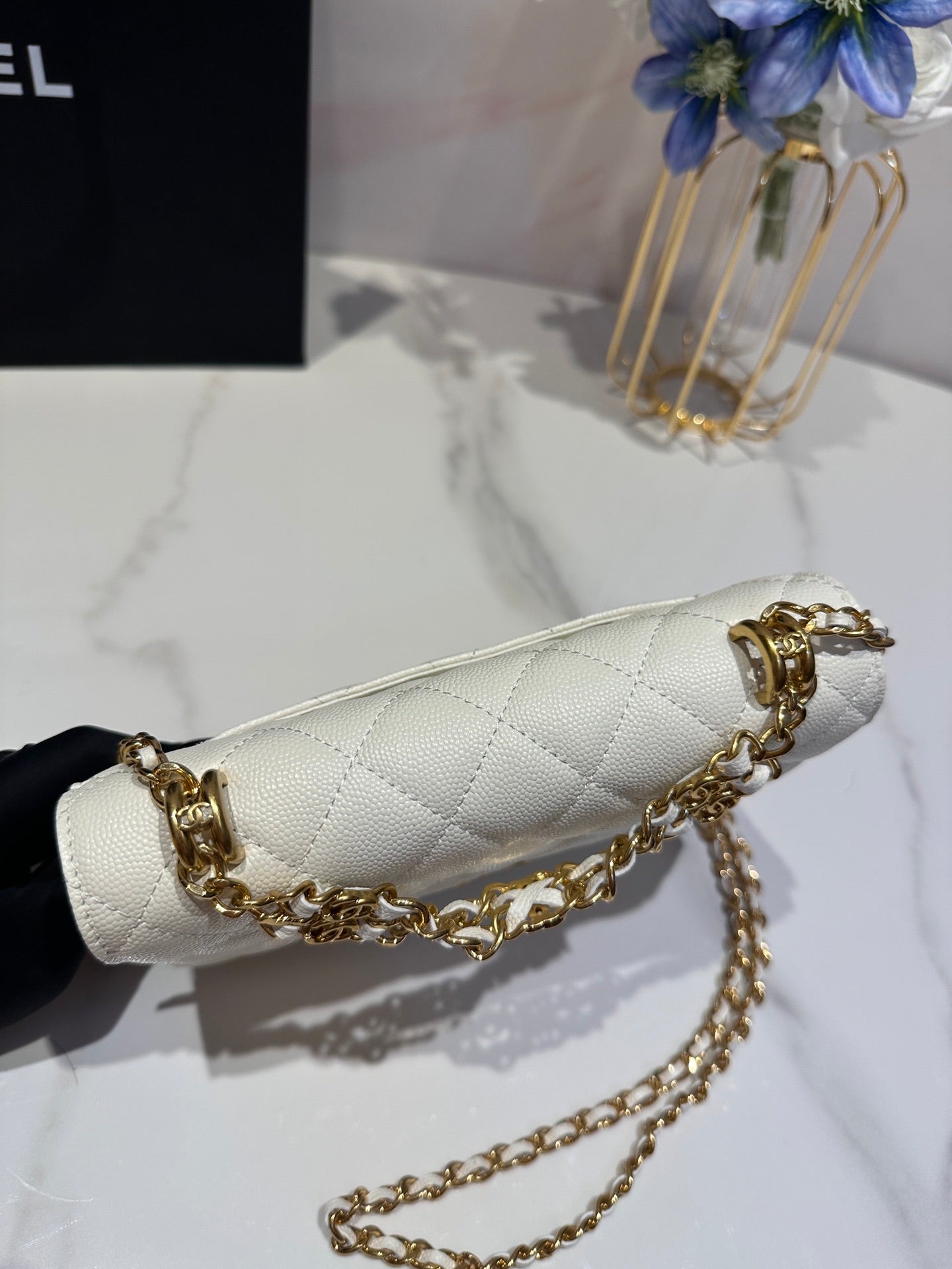 CC 24K Woc 19cm Cream Grained Calfskin Gold Hardware
