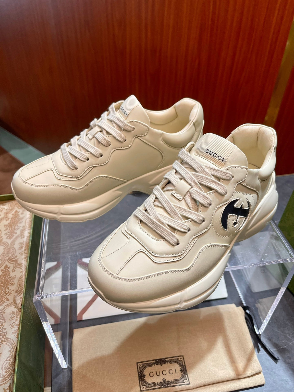 GG Men's Rhyton Sneaker Milk White Pink Calfskin 524491