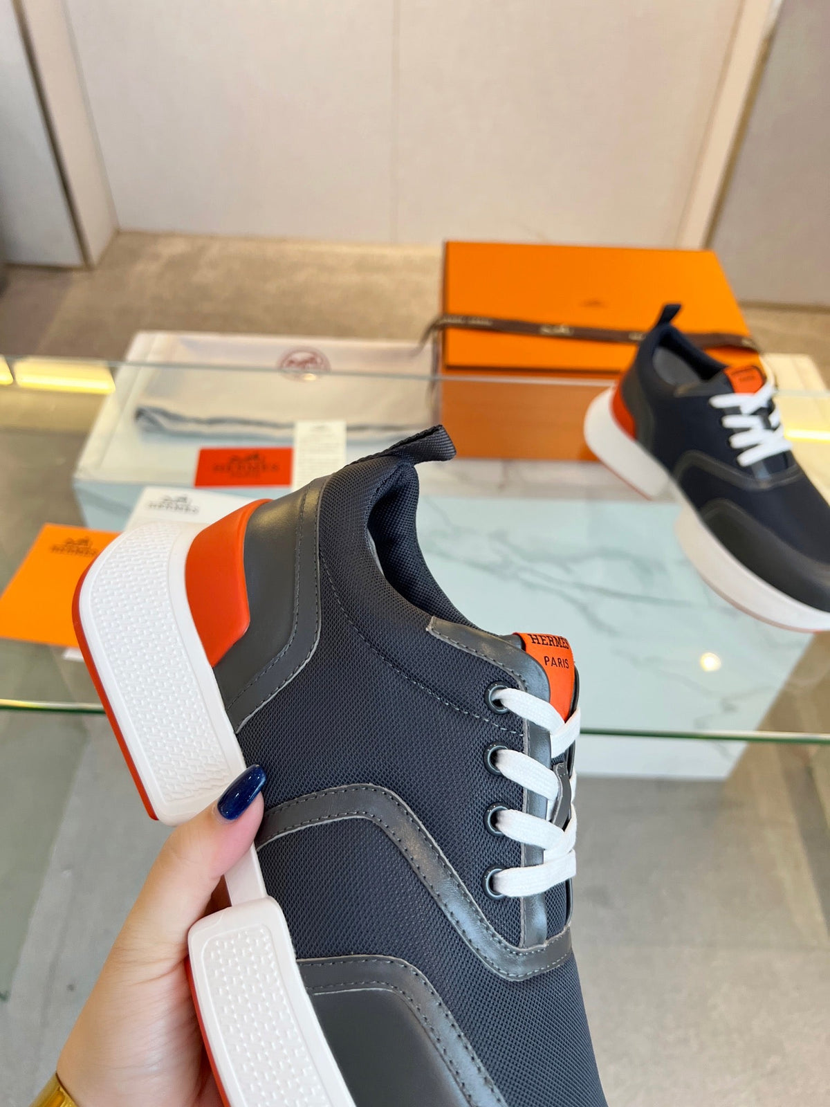 GIGA SNEAKER BLACK CALFSKIN BLACK SOLE
